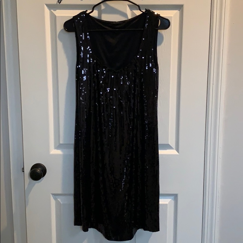 Elie Tahari Black sequined dress